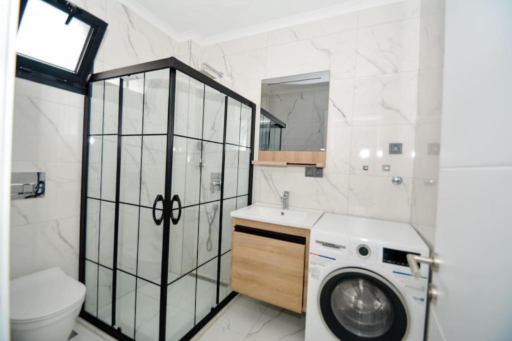 300m To 2 Bedroom Upstairs Flat With Pool - Yeni Duenya B2 * Bodrum
