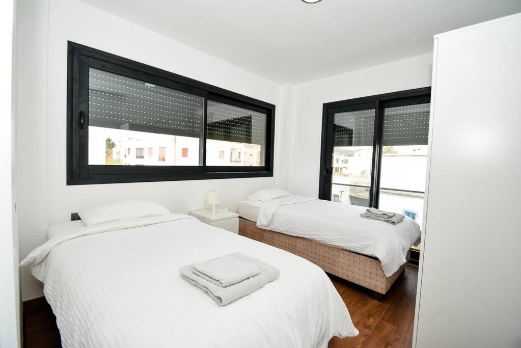 300m To 2 Bedroom Upstairs Flat With Pool - Yeni Duenya B2 * Bodrum